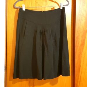 Kensie/Kenzie Charcoal Gray Skirt - size 6